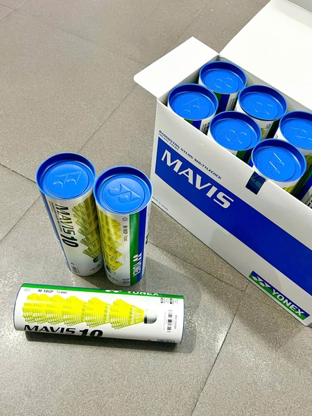 ỐNG CẦU LÔNG NHỰA YONEX MAVIS 10(6 QUẢ)