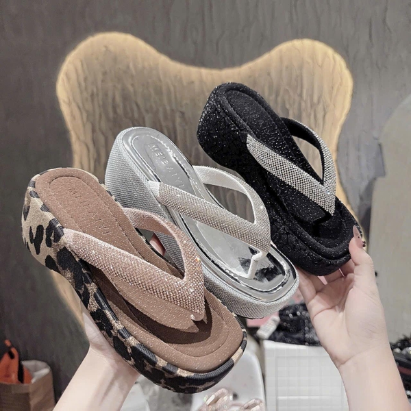 NS2 Dép xuồng quai đá kẹp Tgiac đế cao 5 cm - Bonita Shoes-BM263