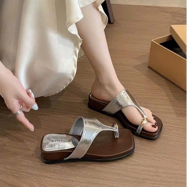 BM325 Dép bệt nữ Bonita Shoes xỏ ngón khoá vàng quai kẹp tam giác 3 cm C - NS12