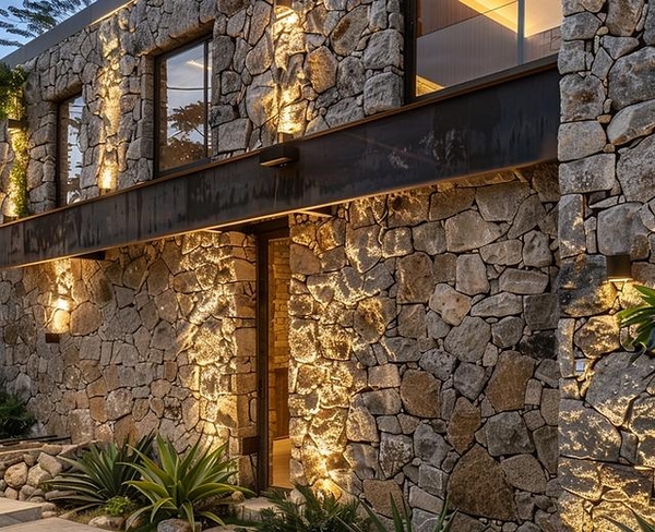Làm Thế Nào Để Thiết Kế Hệ Thống Chiếu Sáng Tường Nhà (Wall Washing Và Wall Grazing) Tạo Hiệu Ứng Kiến Trúc Sang Trọng?