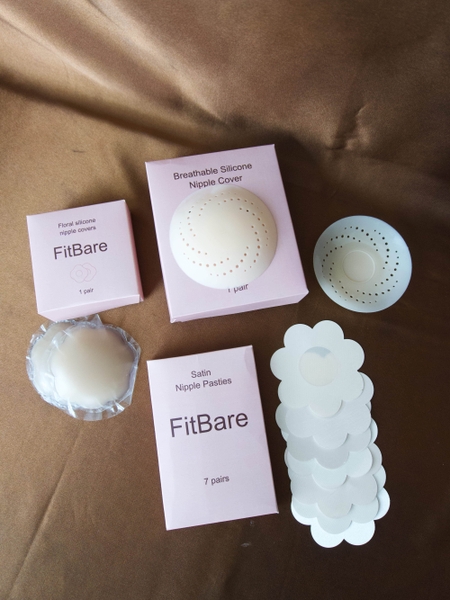 Combo Thường Ngày FitBare (4 Món) - Bộ Dán Ngực Silicone Thoáng Khí, Silicone Tự Thân, Dán Vải Satin & Dán Ngực Hoa Cúc