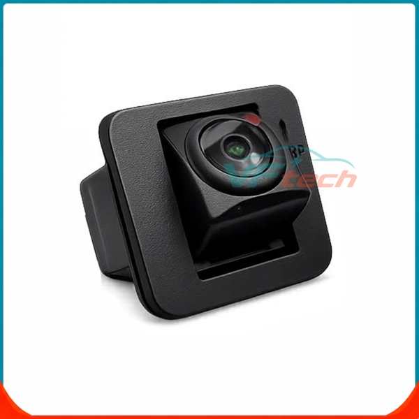 thay camera lùi VF3