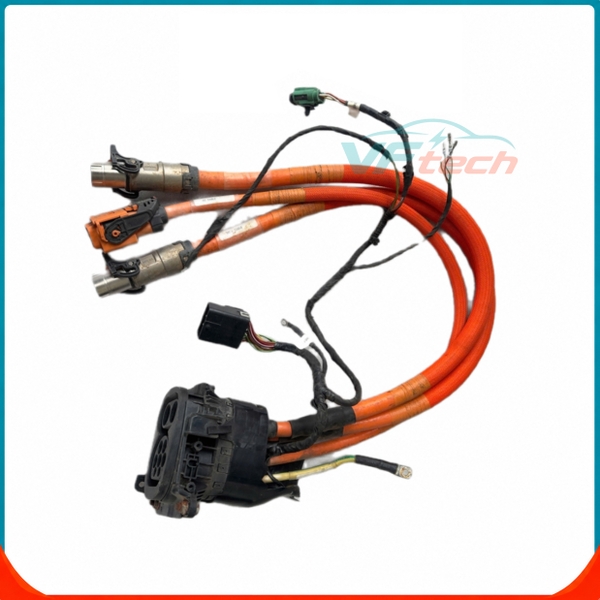 Cáp sạc VF8 giá bao nhiêu