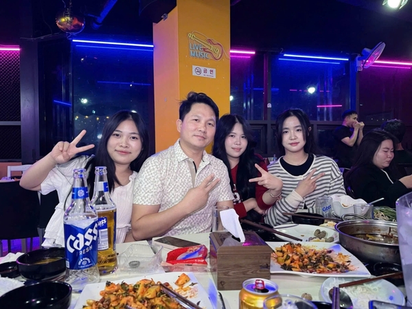 WOORI ĐI HÀN QUỐC
