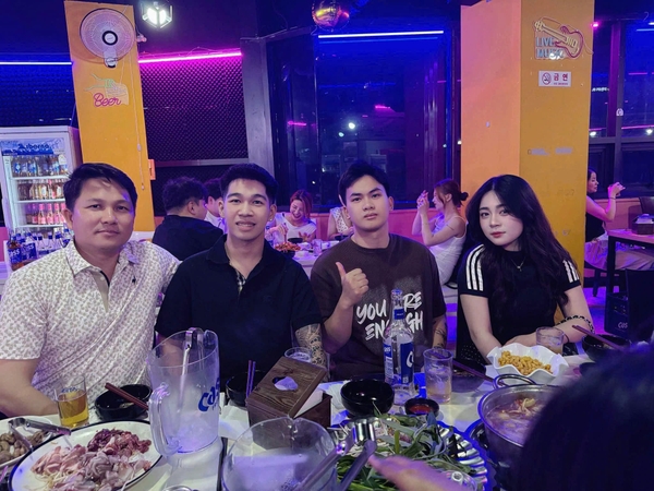 WOORI ĐI HÀN QUỐC