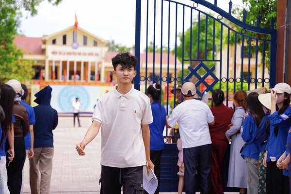 WOORI TIẾP SỨC