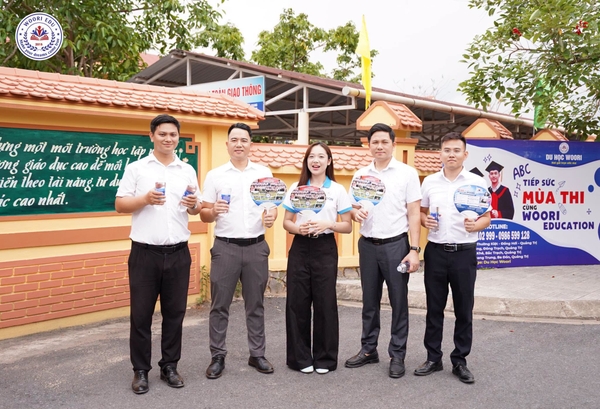 WOORI TIẾP SỨC