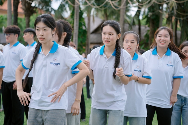 WOORI KẾT NỐI