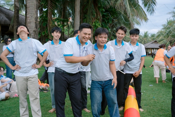 WOORI KẾT NỐI