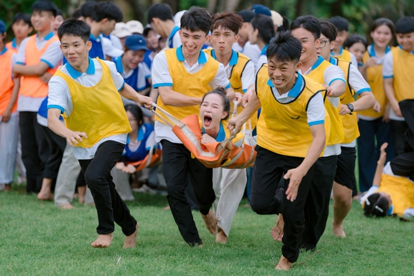 WOORI KẾT NỐI