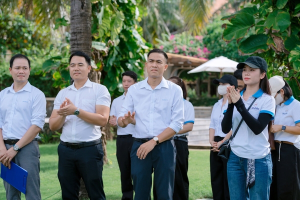 WOORI KẾT NỐI