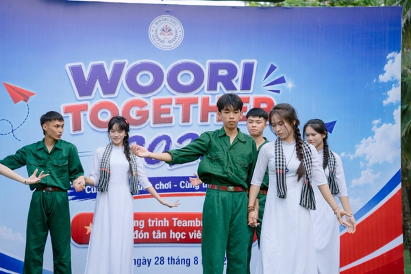 WOORI KẾT NỐI