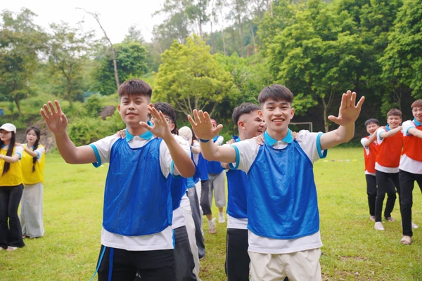WOORI KẾT NỐI