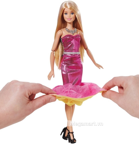 Barbie búp bê thời trang dạo phố - Có khả năng thay đổi trang phục linh hoạt