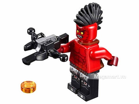 Lego Nexo Knights 70318 - Xe tấn công quỷ dữ - nhân vật chính