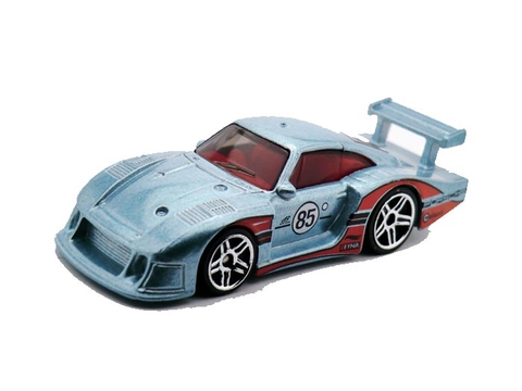 Mô hình xe Hot Wheels Porsche 935-78 cho bé chơi say mê