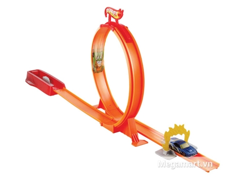 Mô hình Hot Wheels Vòng tròn nhào lộn sau khi hoàn thành