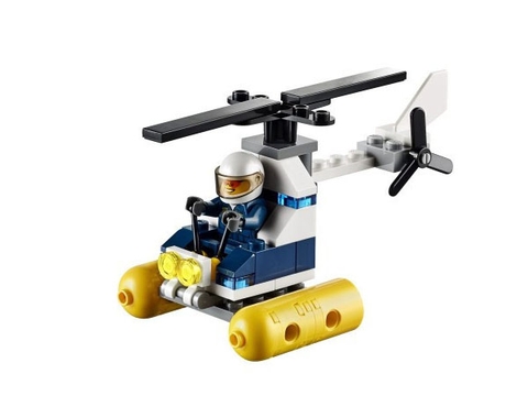 Bé học thêm nhiều kỹ năng cần thiết khi lắp ráp đồ chơi Lego City 30311 - Swamp Police