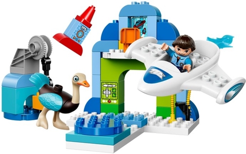 Các mô hình ấn tượng trong bộ Lego Duplo 10826 - Trạm Phi Thuyền Của Mile