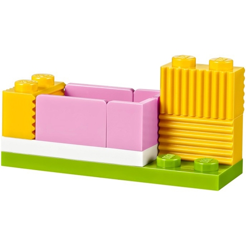 Bộ xếp hình Lego Friends 41089 - Ngựa Con dành cho bé từ 5 đến 12 tuổi phát triển khả năng tư duy, sáng tạo