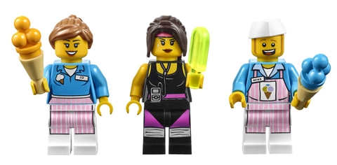 Rèn luyện khả năng tư duy cho bé khi cùng chơi Lego Movie 70804 - Máy Chế Tạo Kem