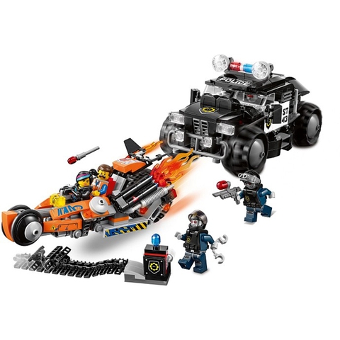 Trọn bộ mô hình sinh động sau khi bé hoàn thành lắp ráp bộ đồ chơi Lego Movie 70808 - Rượt Đuổi Nghẹt Thở