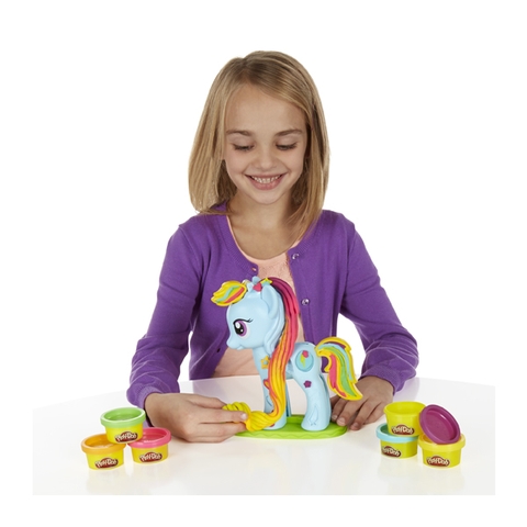 Play-Doh B0011 - Trang trí Pony với chiếc bờm màu sắc thật dài