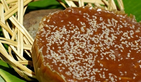 ĐẾN CHÙA BA VÀNG THƯỞNG THỨC BÁNH TÀI LỒNG ỆP