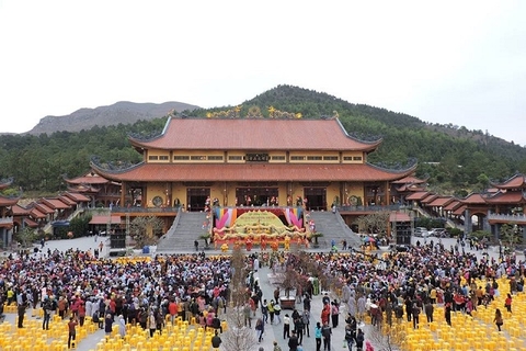 KINH NGHIỆM DU LỊCH CHÙA BA VÀNG