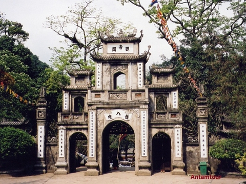 GIÁ VÉ THAM QUAN CHÙA HƯƠNG CẬP NHẬT MỚI NHẤT
