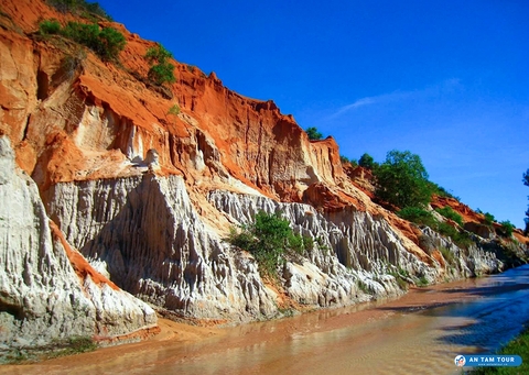 Suối Tiên Mũi Né, nàng tiên xinh đẹp ẩn mình bên đồi cát đỏ