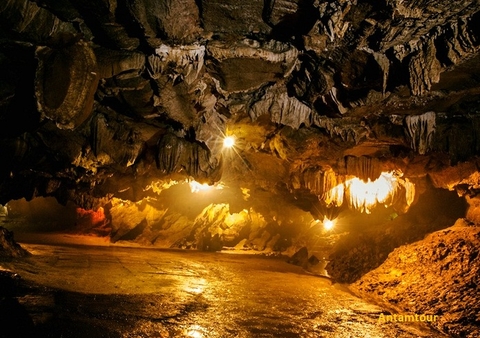 ĐỘNG THIÊN HÀ NINH BÌNH
