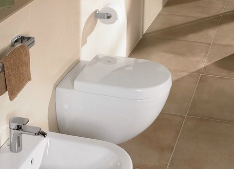 Bồn cầu treo tường Villeroy & Boch Subway Vietceramics (Romania)