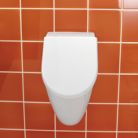 Bồn tiểu nam treo tường Villeroy & Boch Subway Vietceramics (Hungary)