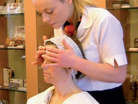 Massage mặt