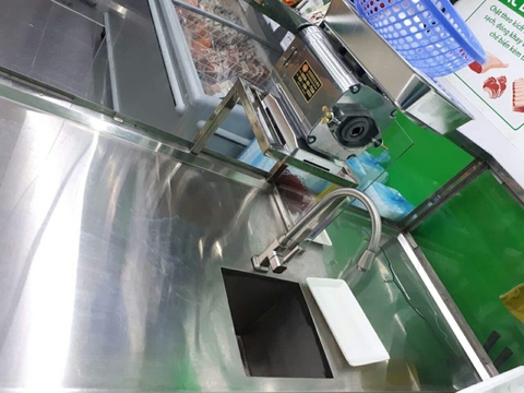 Quầy sơ chế thực phẩm sạch ngày 7/08