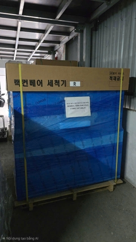 Hàng về kho ngày đầu xuân