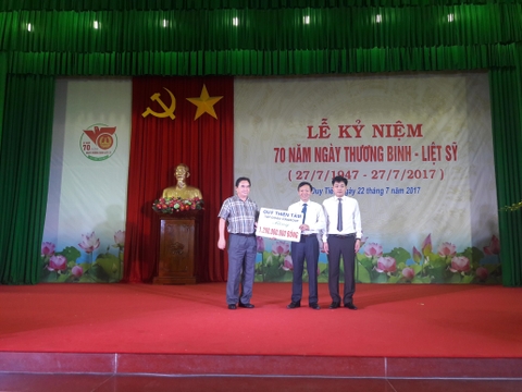 Tham dự lễ kỷ niệm 70 năm ngày Thương binh - Liệt sỹ (27.7.1947 - 27.7.2017) tại Duy Tiên, Hà Nam