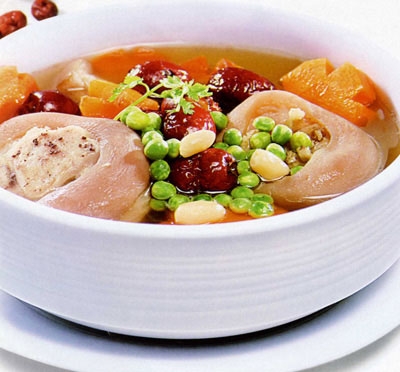 Cách chế biến món Đông trùng hạ thảo hầm thịt heo