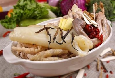 Gà hầm đông trùng hạ thảo