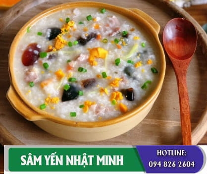 Cháo tổ yến thịt bằm trứng muối, trứng bách thảo
