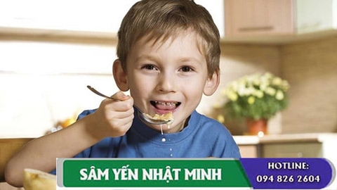 Dùng Yến Sào Chưng Sẵn Cho Bé Để Có Sức Khỏe Vượt Trội