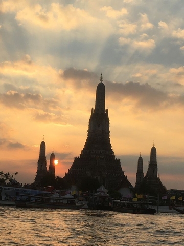Wat Arun, Thái Lan: Chuẩn bị chuyến khám phá Bangkok từ hai bờ sông