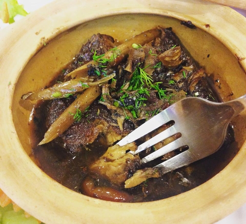 Cá Saba Mackerel (Nục Hoa) Na Uy kho tộ