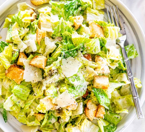 Salad xà lách & thịt nguội Ceasar