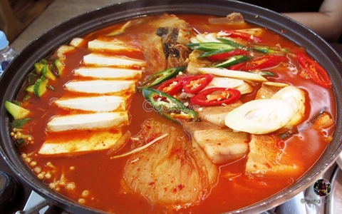 Lẩu cay Hàn Quốc