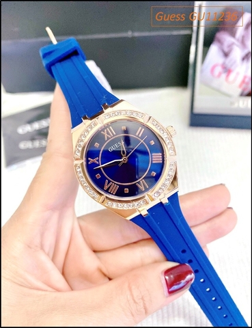Đồng hồ Nữ Guess Luxury Silicone mặt Xanh đá Swarovski (36mm)