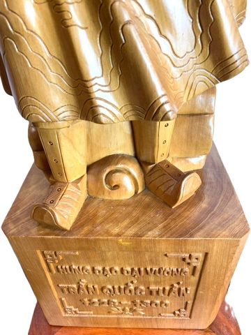 Quốc công tiết chế Hưng Đạo đại vương Trần Quốc Tuấn