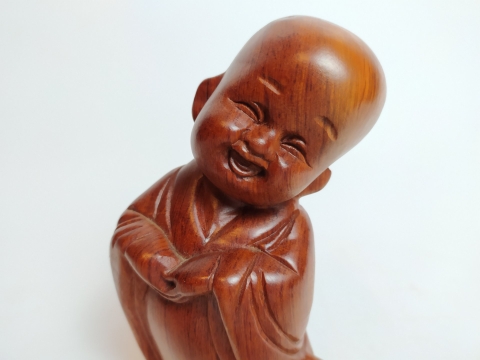 Chú tiểu chụm tay - HT_53020321