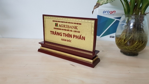 Biển chức danh đứng Agribank